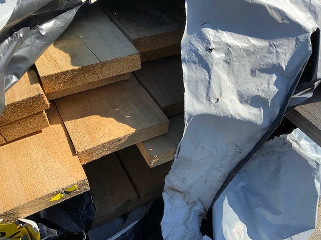 Vuren plank mix pakket tot 4880mm (100x) - afbeelding 8 van  8