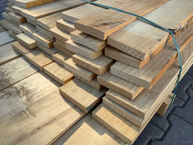 Vuren plank mix pakket tot 4880mm (40x) - afbeelding 6 van  7