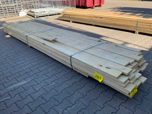 Vuren plank mix pakket tot 4880mm (68x) - afbeelding 1 van  9