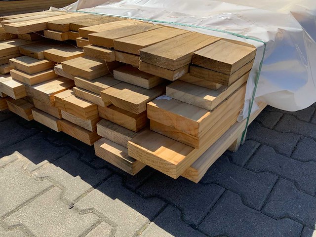 Vuren plank mix pakket tot 4880mm (80x) - afbeelding 7 van  10