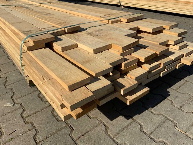 Vuren plank mix pakket tot 4880mm (85x) - afbeelding 6 van  8