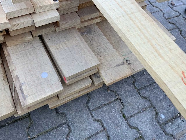 Vuren plank mix pakket tot 4880mm (95x) - afbeelding 9 van  9