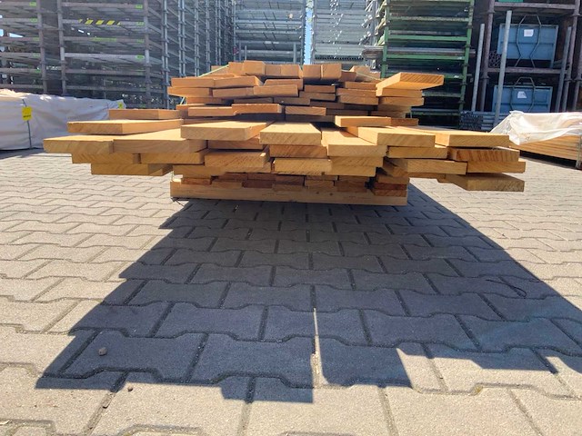 Vuren plank mix pakket tot 5200mm (125x) - afbeelding 6 van  7