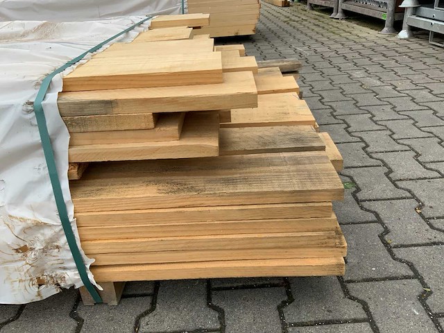 Vuren plank mix pakket tot 5500mm (90x) - afbeelding 5 van  8