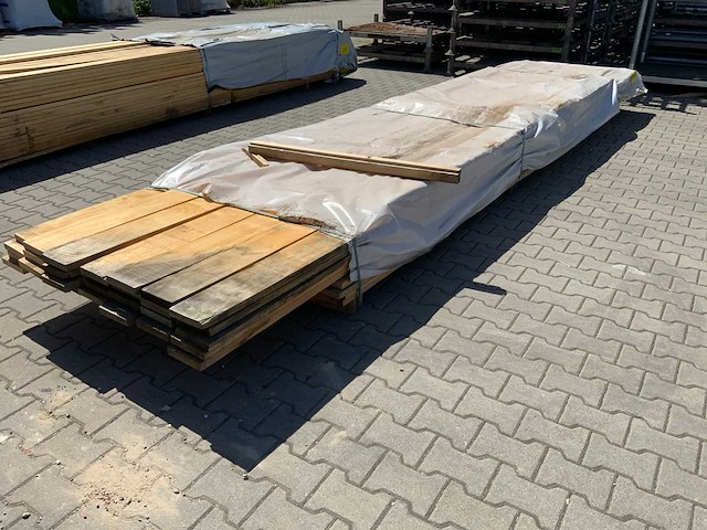 Vuren plank mix pakket tot 5500mm (95x) - afbeelding 1 van  7