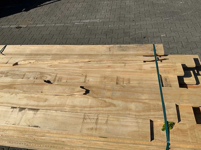 Vuren plank mix pakket tot 5600mm (110x) - afbeelding 3 van  3