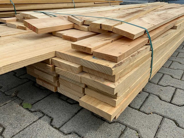 Vuren plank mix pakket tot 6100mm (95x) - afbeelding 7 van  7