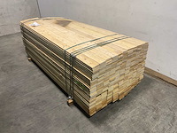Vuren plank ruw - 240x10x2,2 cm (179x) - afbeelding 1 van  7