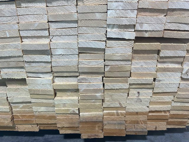 Vuren plank ruw - 240x10x2,2 cm (179x) - afbeelding 6 van  7