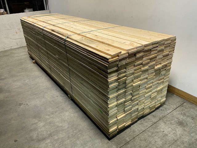 Vuren plank ruw - 420x12,5x2,2 cm (60x) - afbeelding 1 van  7