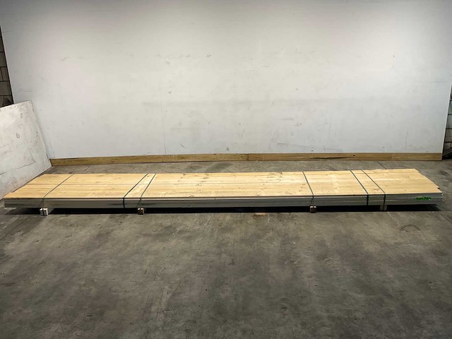 Vuren plank ruw - 540x15x2,5 cm (30x) - afbeelding 1 van  4