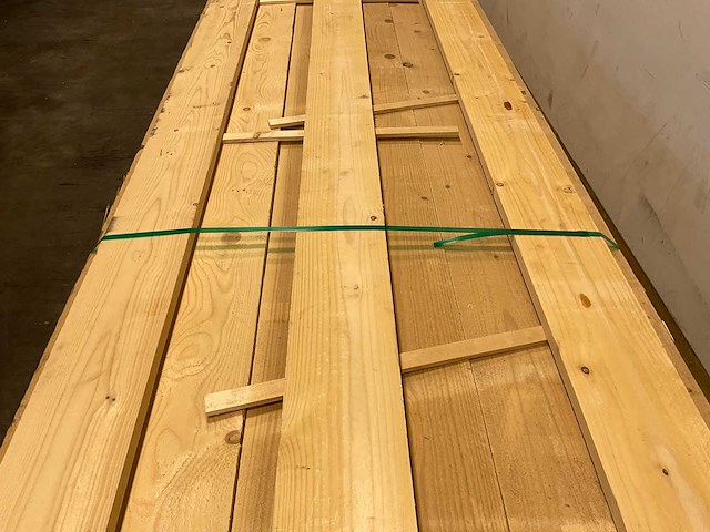 Vuren plank ruw 450x17,5x2,2 cm (50x) - afbeelding 3 van  5