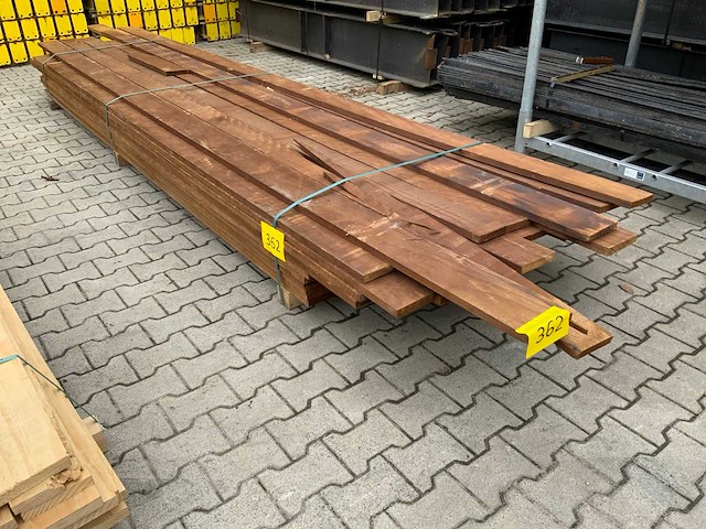 Vuren plank tot 4880x160x25mm (70x) - afbeelding 1 van  6