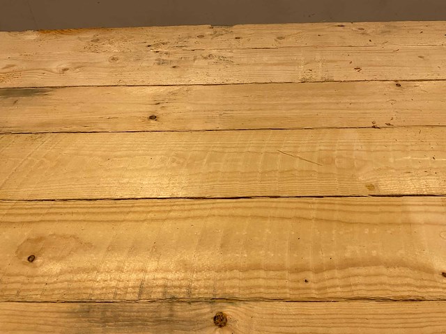 Vuren planken ruw - 420x12,5x3,2 cm (40x) - afbeelding 2 van  3