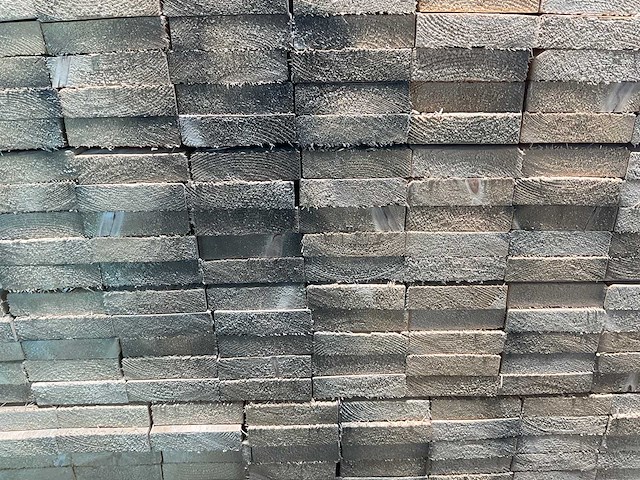 Vuren planken ruw - 420x12,5x3,2 cm (88x) - afbeelding 4 van  5