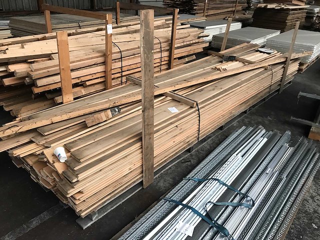 Vuren planken - afbeelding 1 van  3