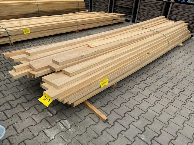 Vuren plank/ligger mix pakket tot 4880mm (60x) - afbeelding 1 van  8