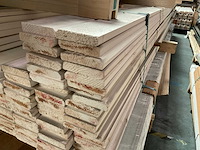Vuren plinten recht 12x55 mm - afbeelding 1 van  2