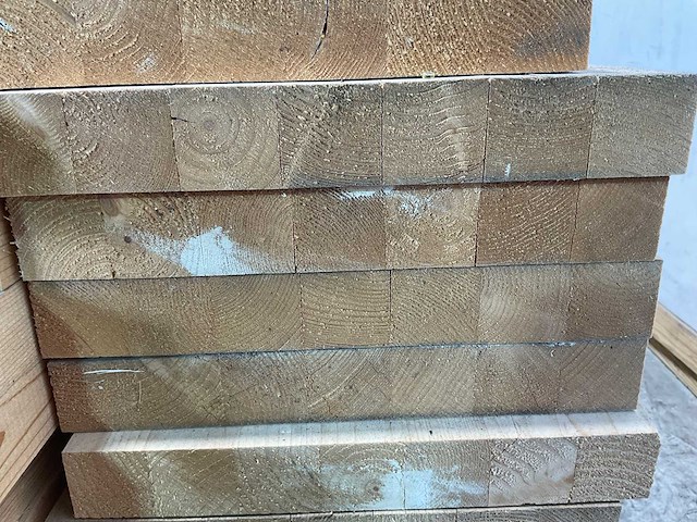 Vuren premium balk gelamineerd 500x28,5x4 cm (20x) - afbeelding 8 van  9