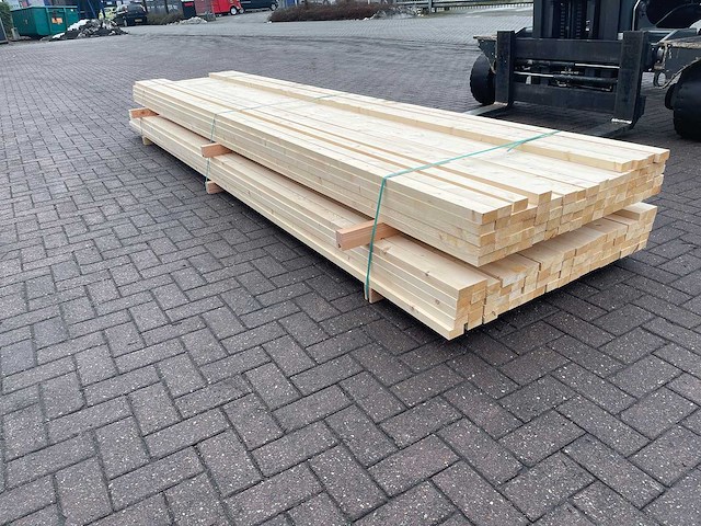 Vuren regels geschaafd 4200x58x38mm (66x) - afbeelding 2 van  3