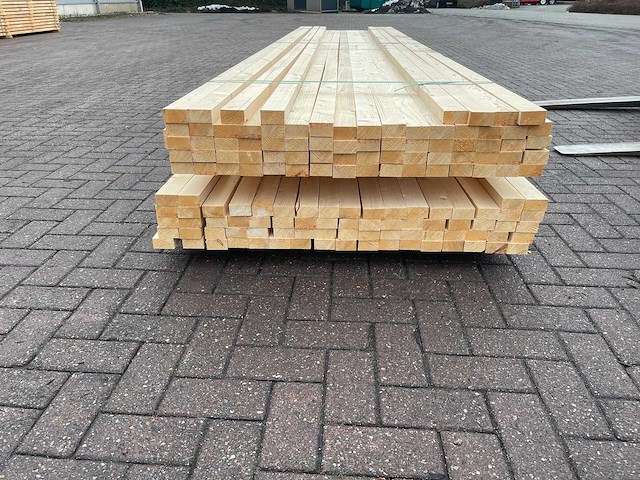 Vuren regels geschaafd 4200x58x38mm (66x) - afbeelding 3 van  3