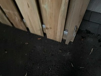 Vuren tuinpoort met metalen frame 180x100 cm - afbeelding 3 van  4