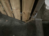 Vuren tuinpoort met metalen frame 195x100 cm - afbeelding 3 van  4