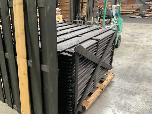 Vuren tuinscherm met toog 15-planks 180x180 cm (22x) - afbeelding 4 van  9
