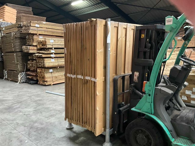 Vuren tuinscherm met toog geïmpregneerd - 180x180 cm (10x) - afbeelding 2 van  3