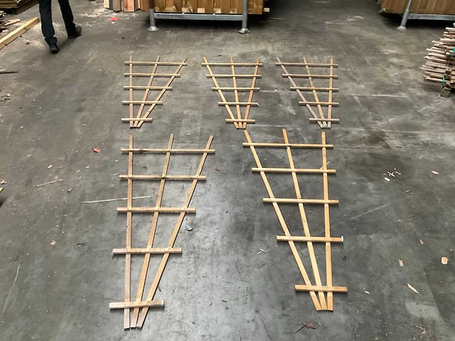 Vuren v-trellis geïmpregneerd - 80x180 cm (10x) - afbeelding 2 van  4