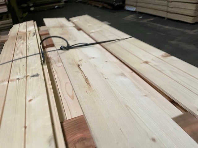 Vuren zweeds rabat - 173x19,5x2,5-1,1 cm (68x) - afbeelding 10 van  10