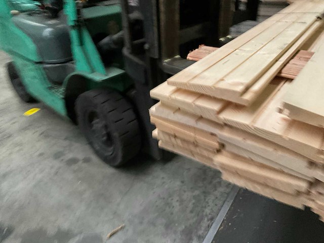 Vuren zweeds rabat - 173x19,5x2,5-1,1 cm (68x) - afbeelding 5 van  6