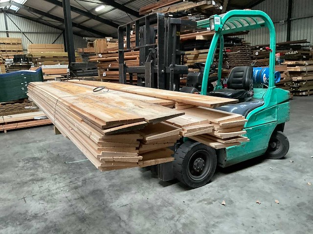 Vuren zweeds rabat - 320-370x19x2,4-1,2 cm (40x) - afbeelding 1 van  9