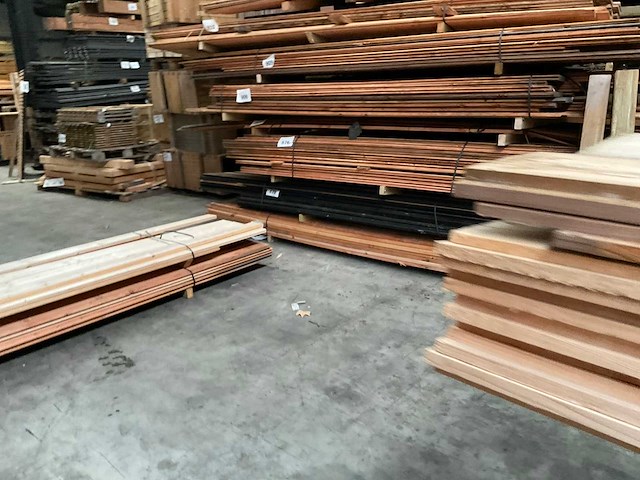 Vuren zweeds rabat - 320-370x19x2,4-1,2 cm (40x) - afbeelding 4 van  9