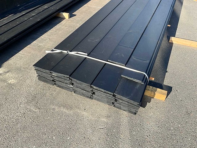 Vuren zweeds rabat plank 4500x195 mm (40x) - afbeelding 2 van  5