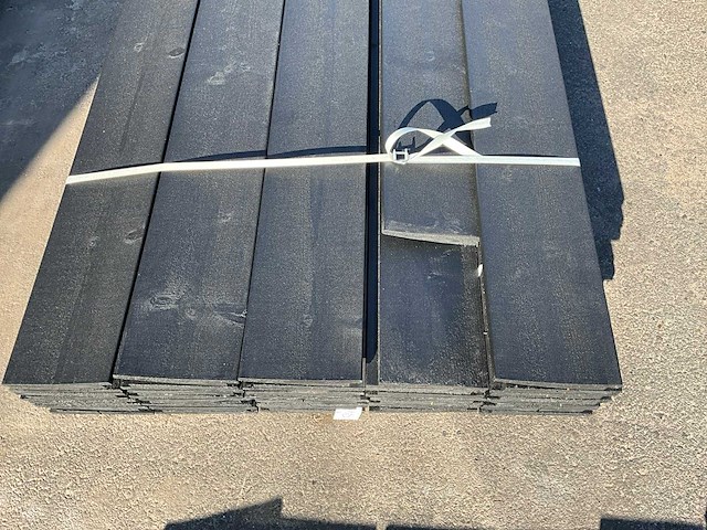 Vuren zweeds rabat plank 4500x195 mm (40x) - afbeelding 2 van  5