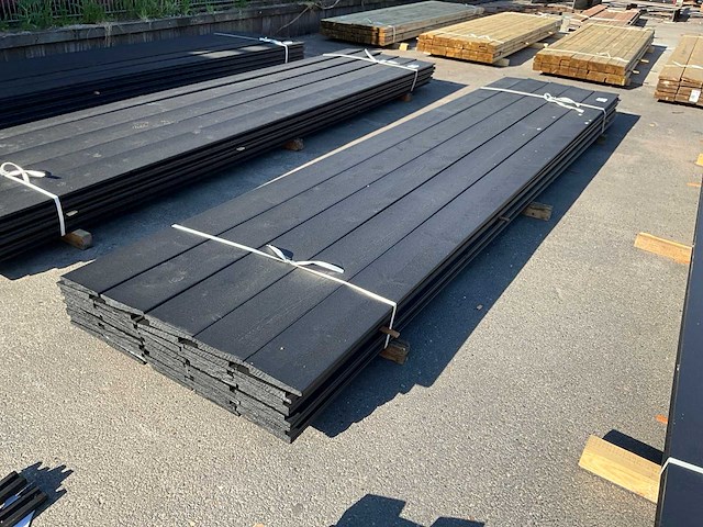 Vuren zweeds rabat plank 4500x195 mm (40x) - afbeelding 1 van  5