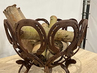 Vuurkorf van oude hoefijzers - afbeelding 5 van  6