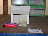 Vuurstenen zippo en 3 aanstekers. - afbeelding 1 van  2