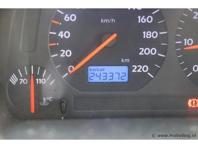 Vw golf cabriolet | benzine | kenteken: 42-gx-fg - afbeelding 14 van  34