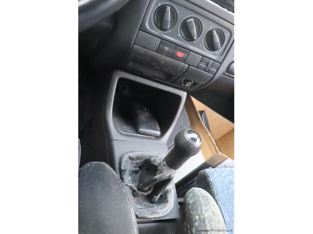 Vw golf cabriolet | benzine | kenteken: 42-gx-fg - afbeelding 16 van  34