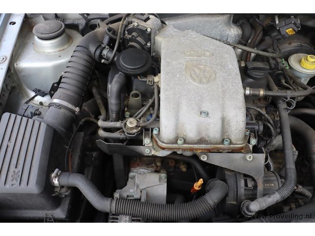 Vw golf cabriolet | benzine | kenteken: 42-gx-fg - afbeelding 18 van  34