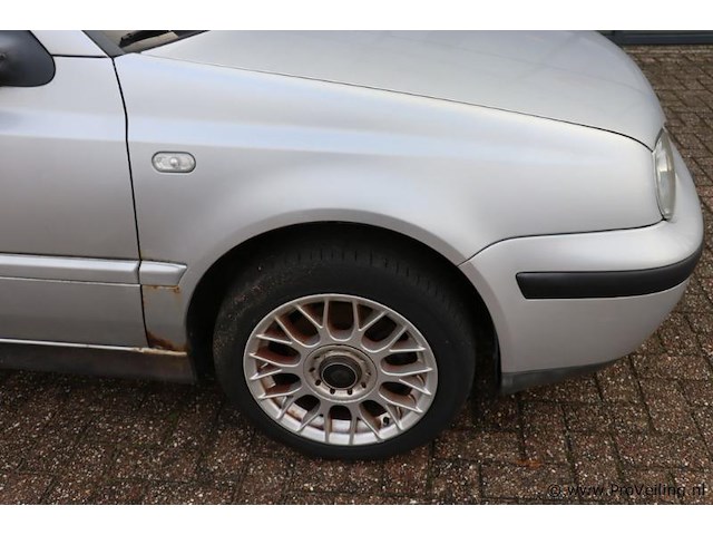 Vw golf cabriolet | benzine | kenteken:42gxf - afbeelding 3 van  34