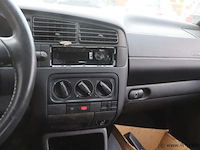 Vw golf cabriolet | benzine | kenteken:42gxf - afbeelding 15 van  34