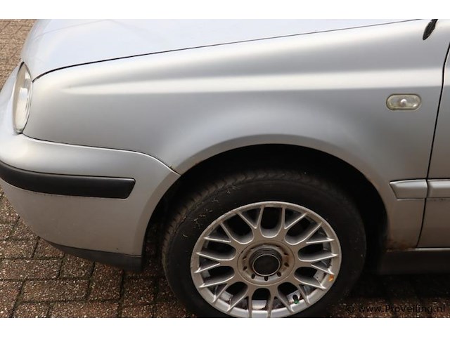 Vw golf cabriolet | benzine | kenteken:42gxf - afbeelding 29 van  34