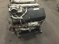 Vw toureq motorblok - afbeelding 3 van  5
