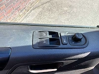 Vw transporter 2.5 tdi l1h1 2p gesloten bus - bedrijfswagen (schade) - afbeelding 10 van  14