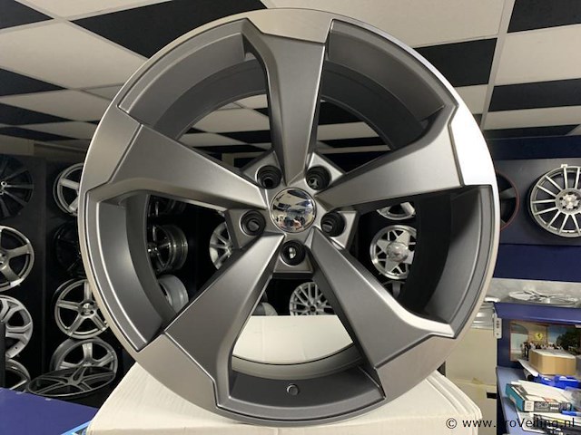 Vwa303 aluminium velgenset - 5x112 8.5j et32 - afbeelding 1 van  1