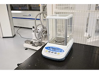 Vwr la 214i analystische precisieweegschaal - afbeelding 1 van  5