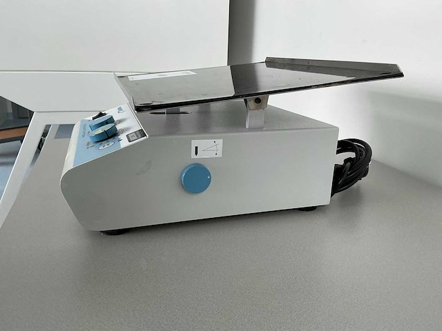Vwr schommelplatform shaker - afbeelding 3 van  6